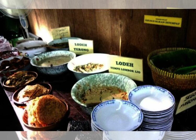 5 Rekomendasi Tempat Makan Mirip Kopi Klotok yang Bisa Jadi Alternatif ketika Berwisata ke Jogja Mojok.co