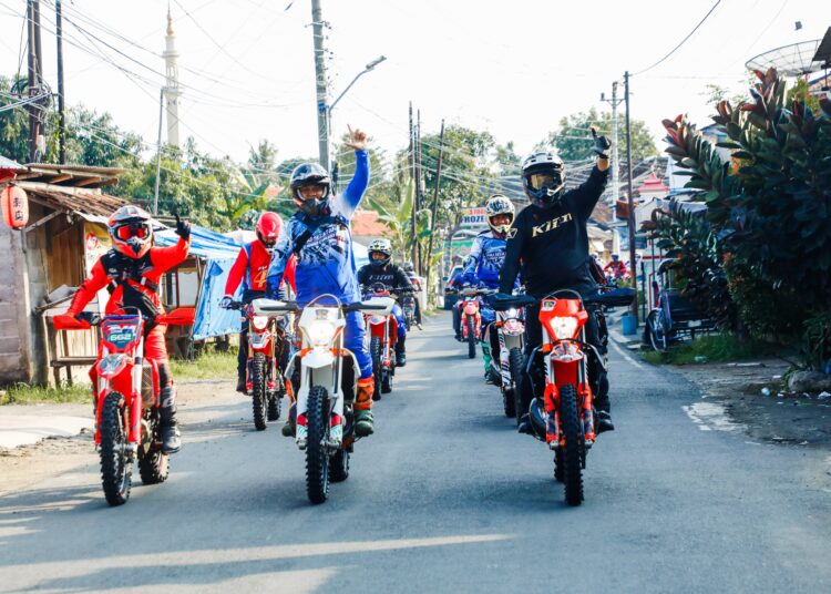 KSAL Cup Hiu Selatan International Hard Enduro ke-7 yang digelar di Kabupaten Kendal diramaikan peserta 14 negara MOJOK.CO