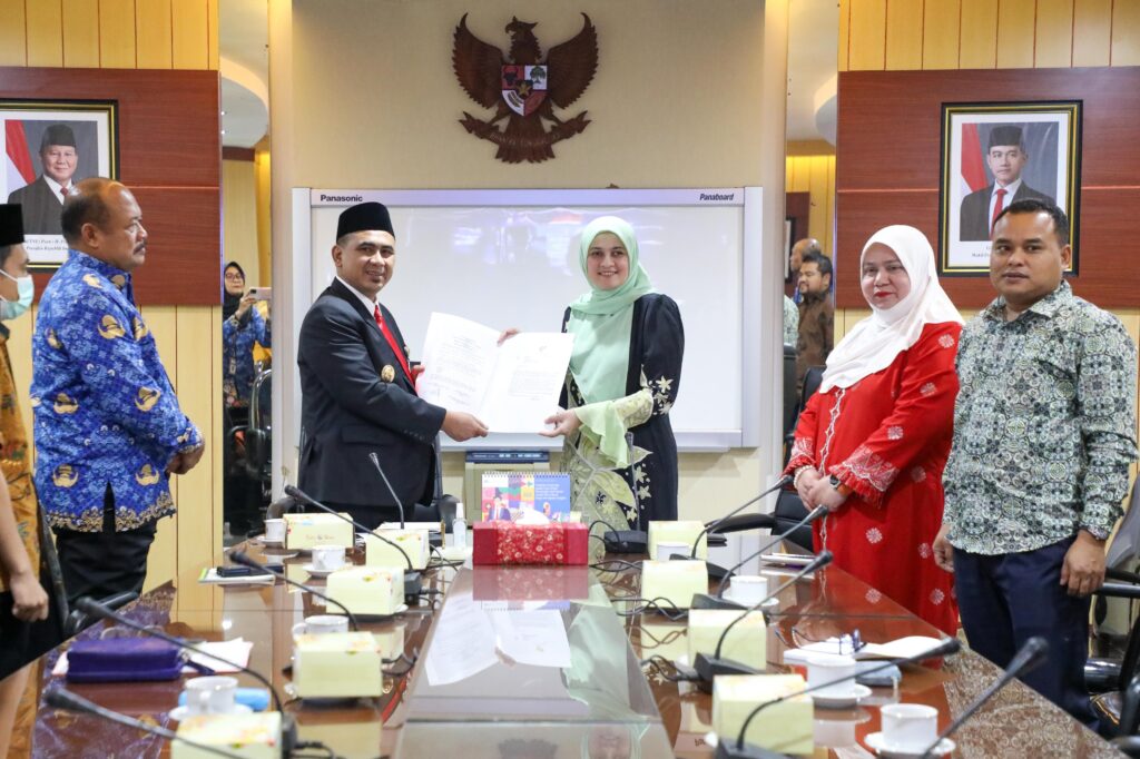 Wakil Gubernur Jawa Tengah (Jateng) Taj Yasin menyambut kunjungan dari utusan Melaka MOJOK.CO