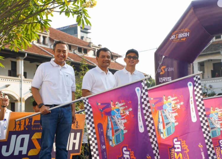 Gubernur Jawa Tengah, Ahmad Luthfi, membuka Jasirah Race 2025 di Semarang MOJOK.CO