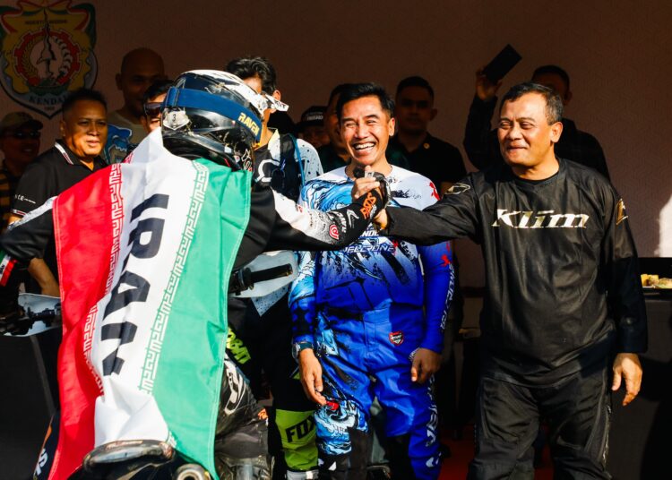Ahmad Luthfi ikut meramaikan event KSAL Cup Hiu Selatan International Hard Enduro ke-7 yang digelar di Kabupaten Kendal MOJOK.CO