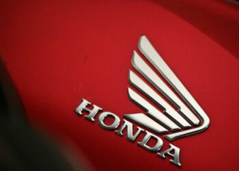 Simbol Kesuksesan seperti Honda ADV 160 Tidak Bikin Kalian Bahagia, Justru Bikin Kalian Menderita