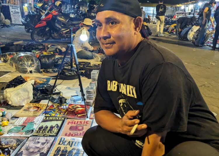 Pedagang di Pasar Senthir. MOJOK.CO