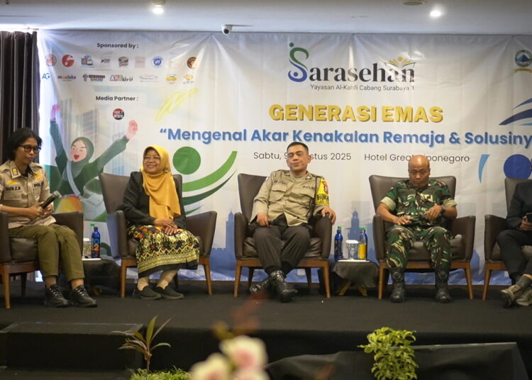 Para narasumber di acara Sarasehan. MOJOK.CO