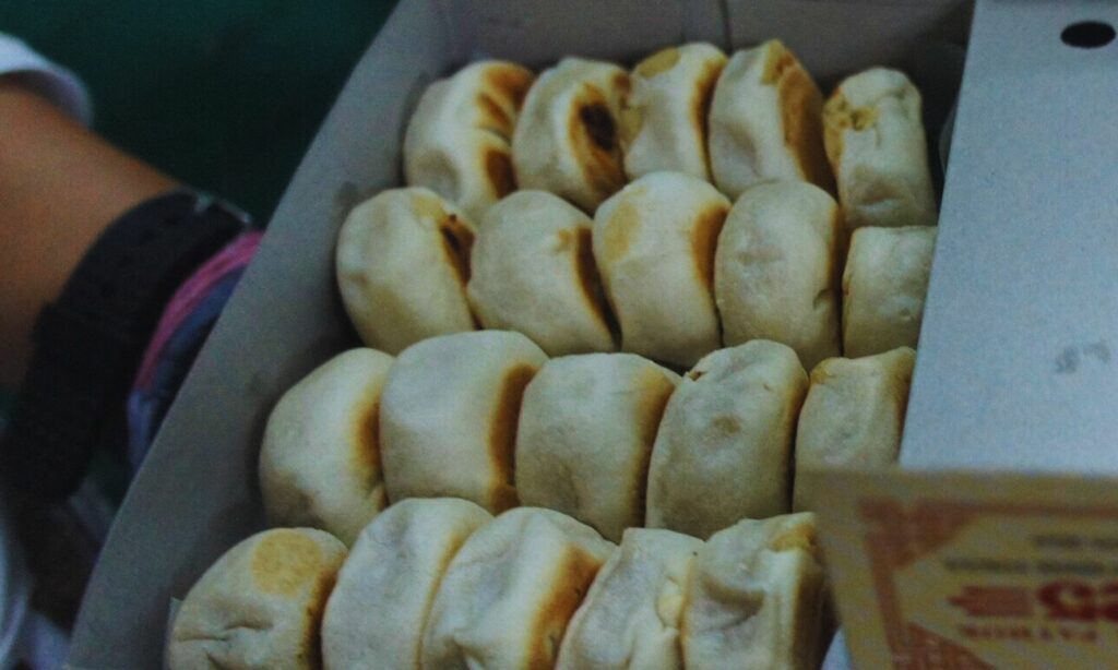 7 Tips Aman Belanja Bakpia Jogja untuk Oleh-oleh agar Tidak Berujung Kecewa Mojok.co