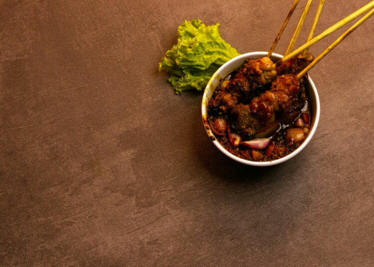 5 Tips Aman Makan Sate Kambing yang Katanya Berbahaya