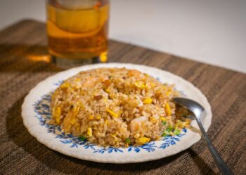 4 Dosa Penjual Nasi Goreng yang Merusak Rasa, Mengurangi Kenikmatan Makan