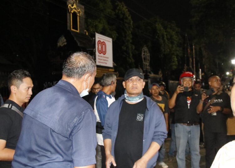 Gubernur Jawa Tengah, Ahmad Luthfi pantau demo. MOJOK.CO