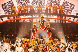 Salah satu penampilan di Pagelaran Sabang Merauke 2025, Hikayat Nusantara di Indonesia Arena.