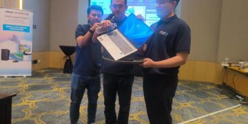 Disiram, Dijatuhkan, Ditekan, Produk ASUS Expert Series Jadi Solusi untuk Profesional