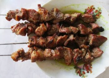 Tips Aman Menikmati Sate Klatak, Makanan Khas Jogja yang Turun dari Surga