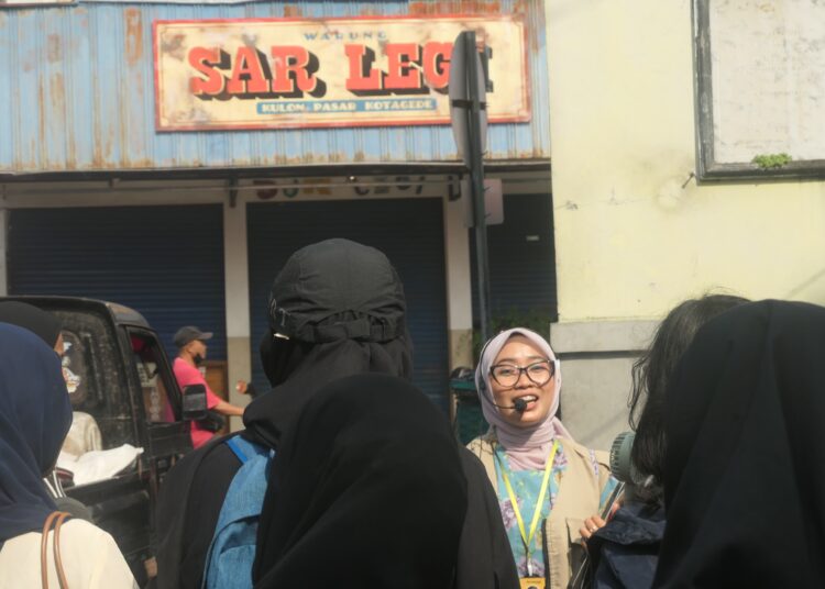 Singgah di Pasar Legi MOJOK.CO