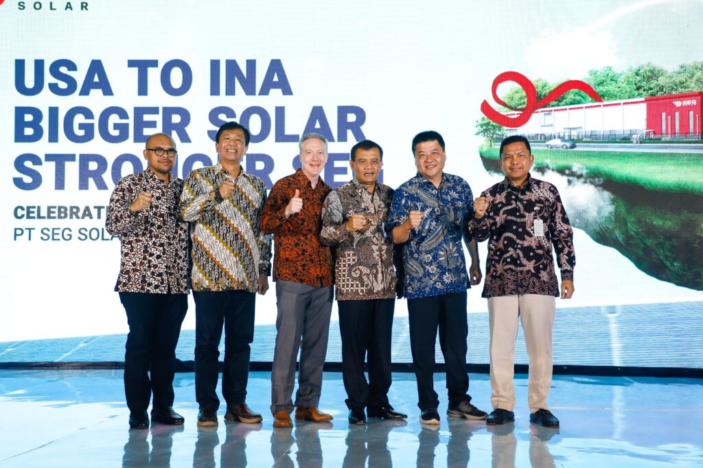 Gubernur Jawa Tengah, Ahmad Luthfi ikut meresmikan PT SEG Manufaktur Indonesia di Batang MOJOK.CO