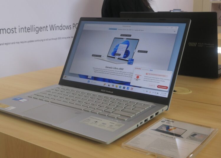 Vivobook 14. MOJOK.CO