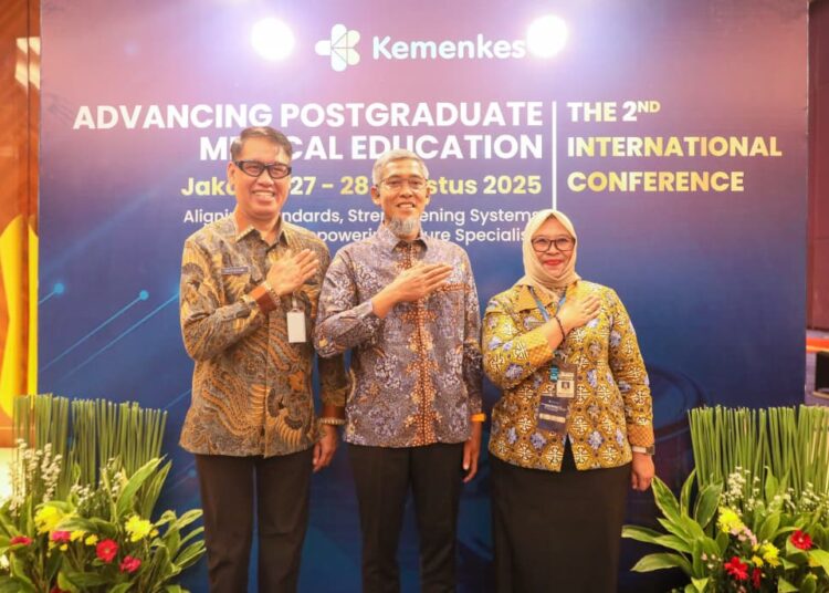 Pemerintah Provinsi Jawa Tengah hadir dalam upaya pertambahan dokter spesialis. MOJOK.CO