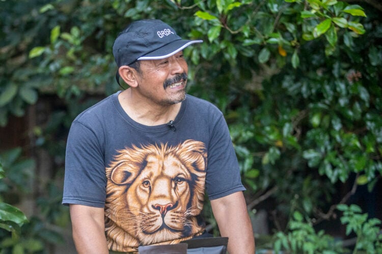 Sri Widodo, salah satu warga Japan, Kudus, yang hidup dari menanam MOJOK.CO