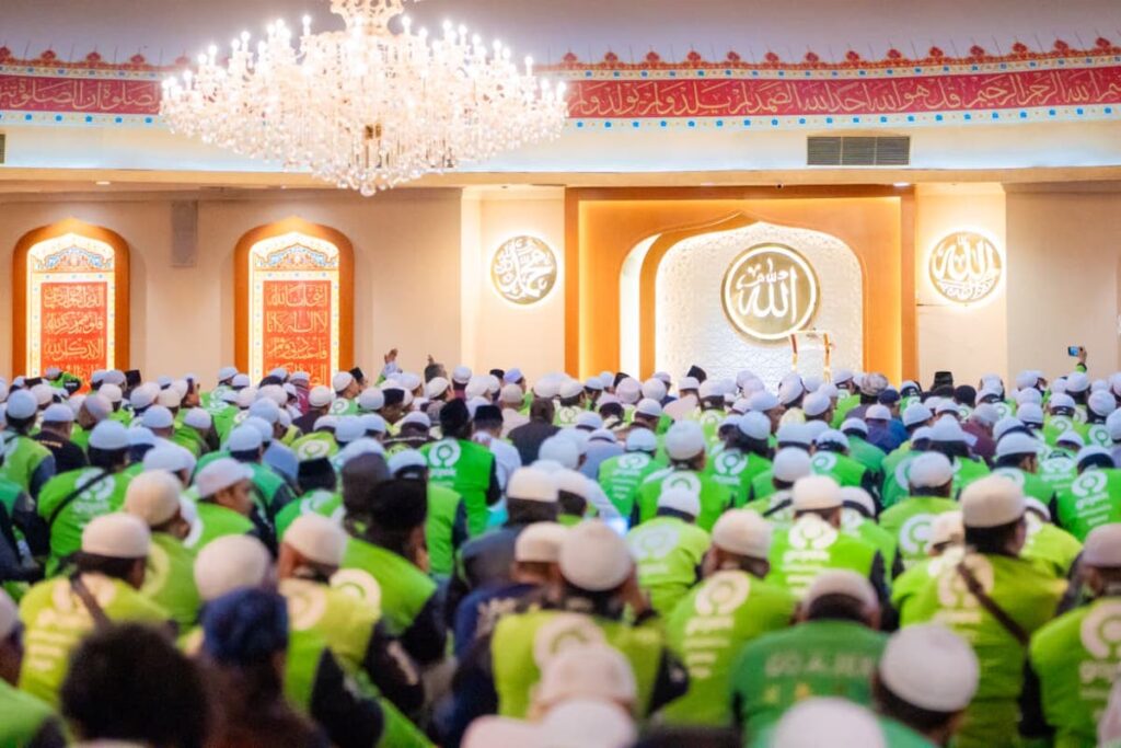 Ribuan driver Gojek peringati Maulid Nabi Muhammad SAW di Jakarta. (Dok.Gojek)