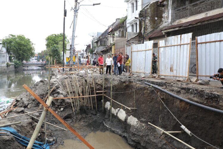 Wali Kota Semarang, Agustina, bangun rumah pompa baru untuk atasi banjir dan genangan air MOJOK.CO