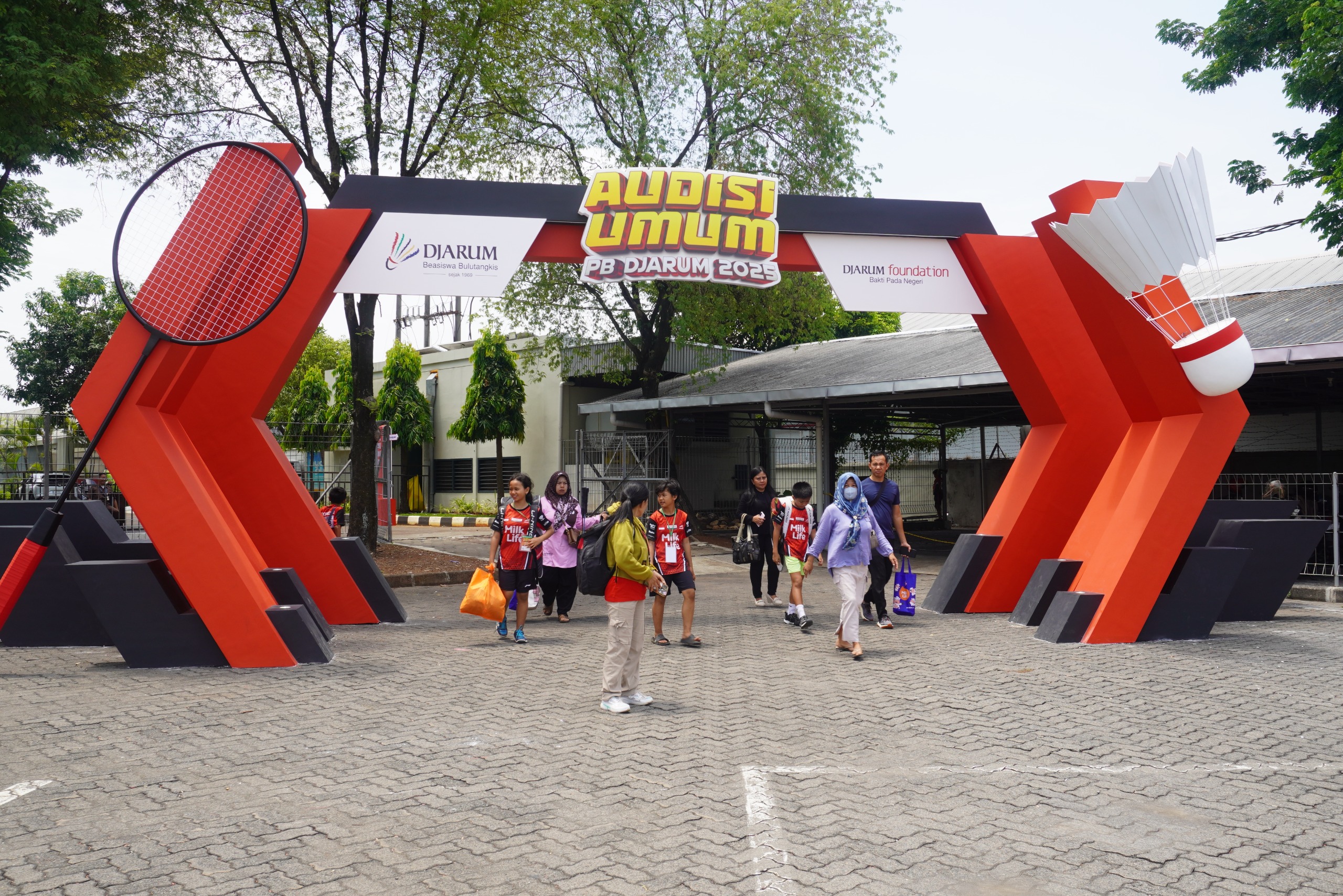 GOR Jati Kudus.MOJOK.CO