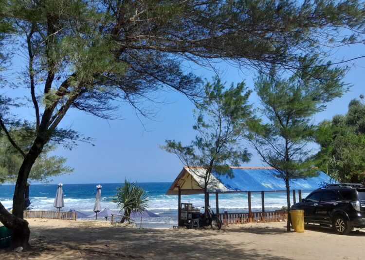 Pantai Watu Kodok. MOJOK.CO