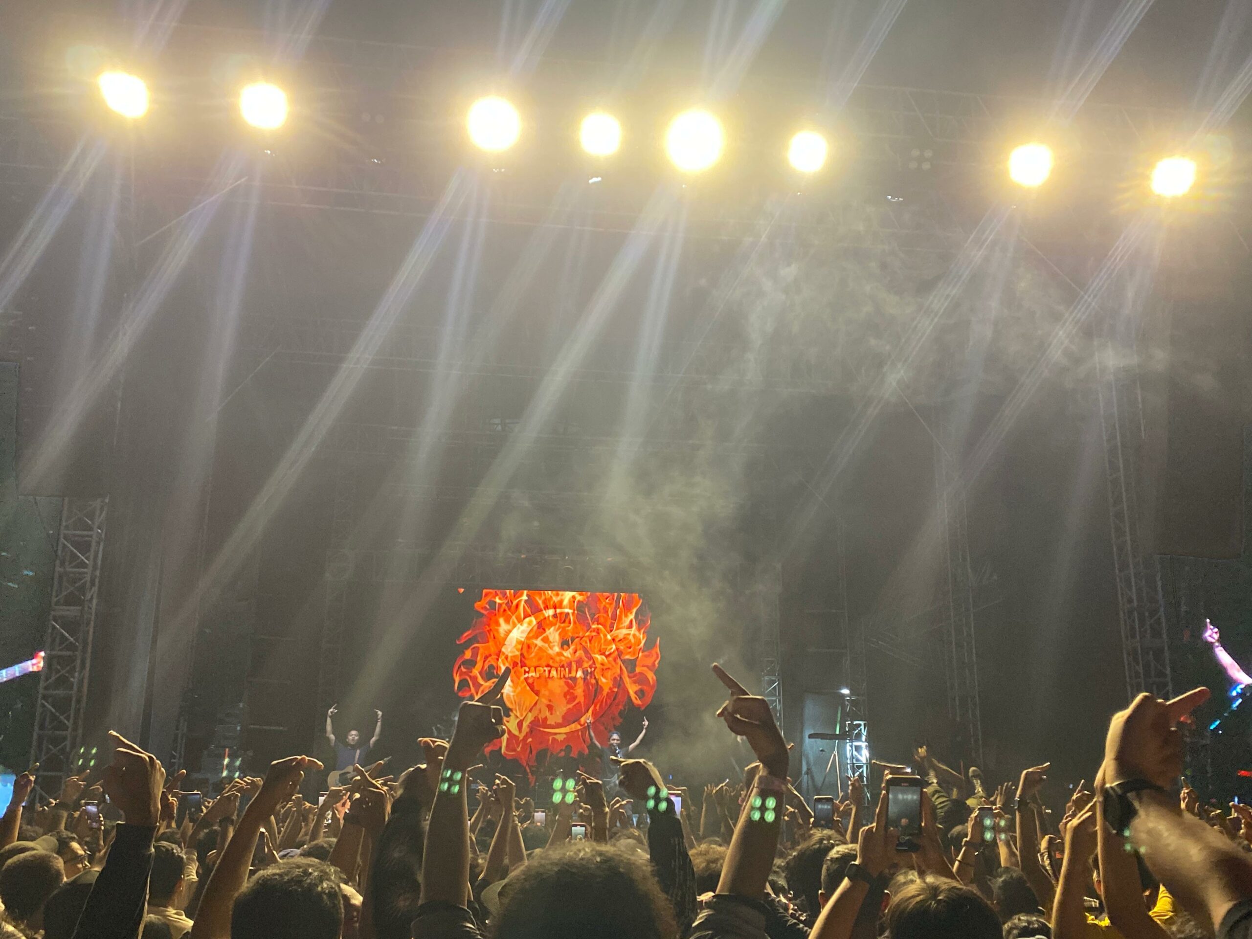 captain jack, cherrypop.MOJOK.CO