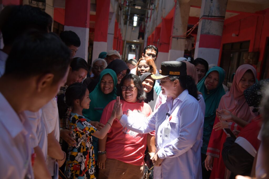 Wali Kota Semarang, Agustina Wilujeng, kunjungi Rusunawa Karangroto, Kota Lama MOJOK.CO