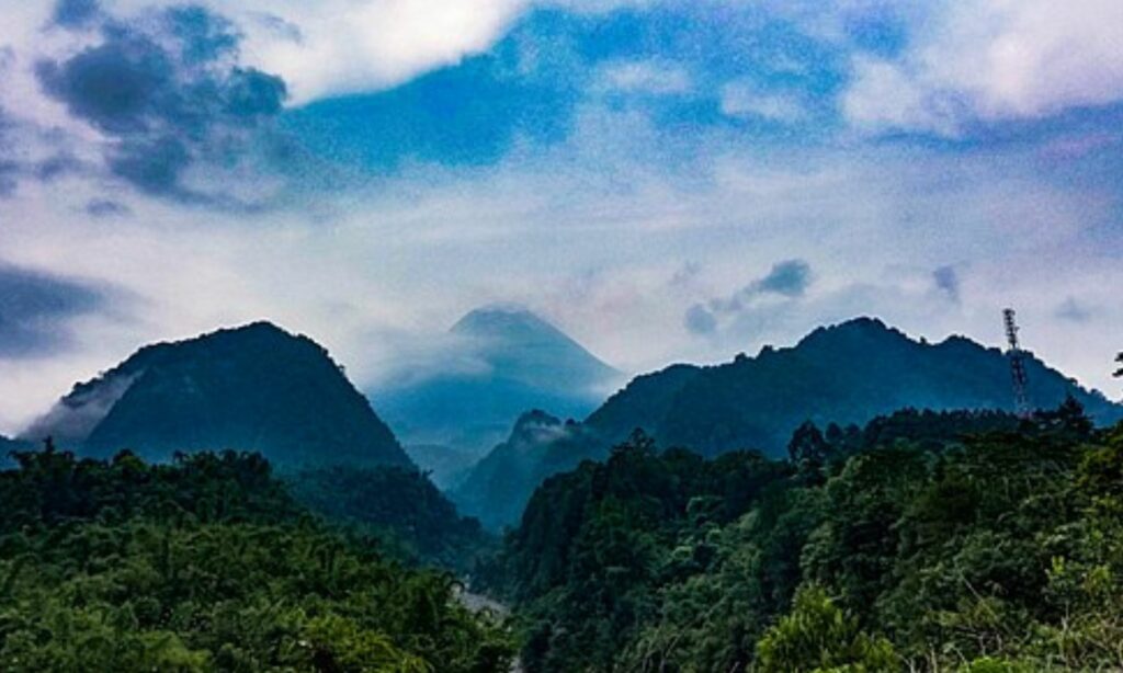 Alasan Warlok Sleman Malas Berwisata ke Kaliurang Mojok.co