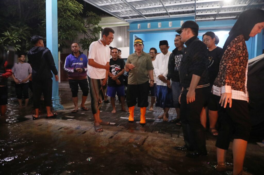 Wali Kota Semarang, Agustina Wilujeng, upayakan penanganan banjir Genuk MOJOK.CO