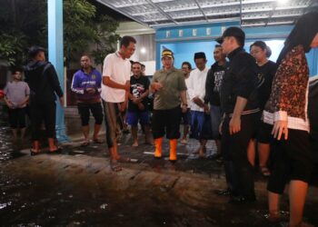 Wali Kota Semarang, Agustina Wilujeng, upayakan penanganan banjir Genuk MOJOK.CO