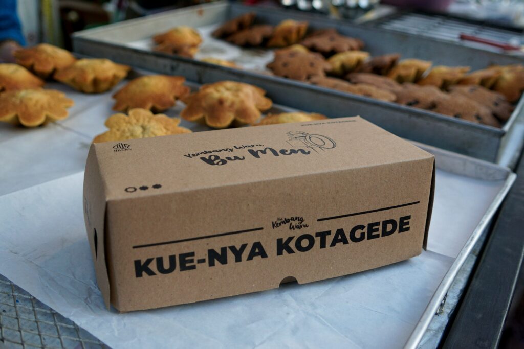 Roti kembang waru, kuliner tradisional Kotagede yang bisa jadi pilihan oleh-oleh khas dari Kota Jogja MOJOK.CO