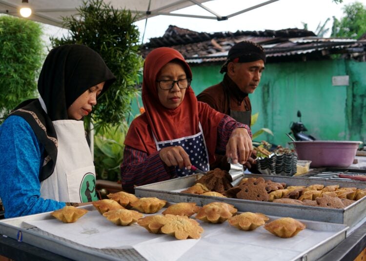 Roti kembang waru, kuliner tradisional Kotagede yang bisa jadi pilihan oleh-oleh khas dari Kota Jogja MOJOK.CO