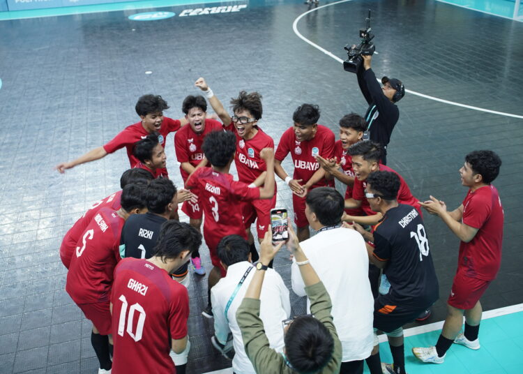 Merayakan kemenangan. MOJOK.CO