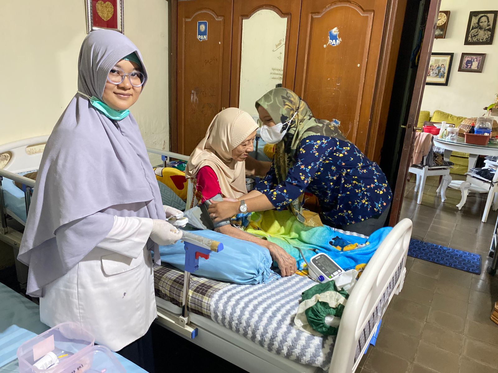 bidan jogja.MOJOK.CO