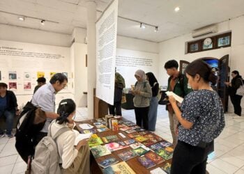 Pameran buku anak termasuk komik. MOJOK.CO