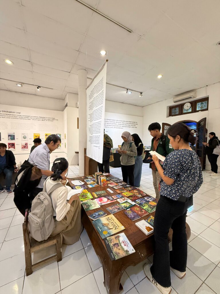 Pameran buku anak termasuk komik. MOJOK.CO