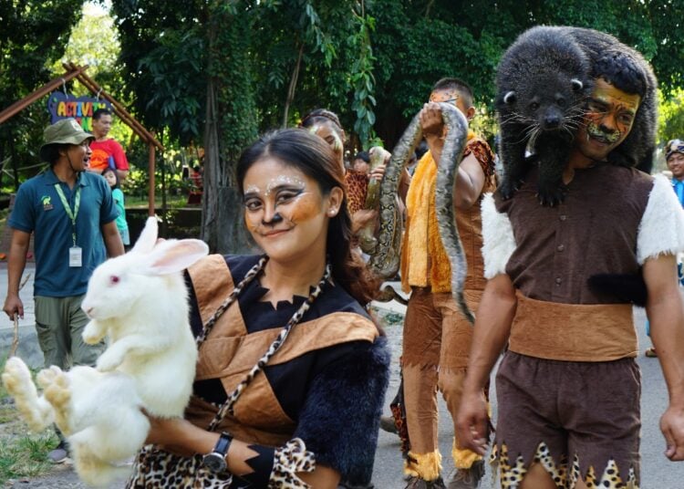 Safari Christmas Joy jadi program spesial Solo Safari di masa liburan Natal dan Tahun Baru (libur Nataru) MOJOK.CO