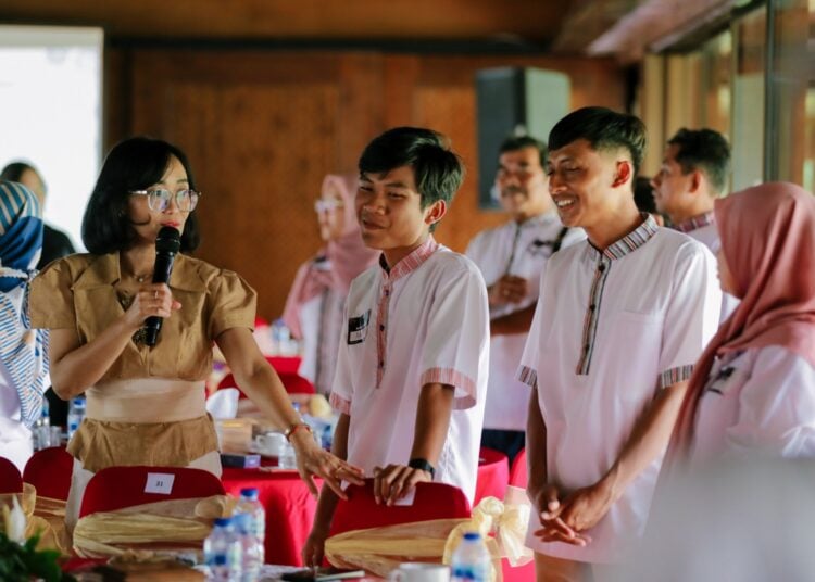 Pamong cerita di Borobudur ikuti pelatihan hospitality. MOJOK.CO