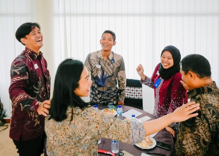 pelatihan hospitality 2. MOJOK.CO