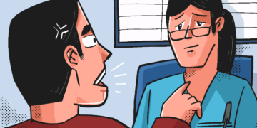 Susah jadi bidan desa, niat edukasi malah dianggap menentang tradisi MOJOK.CO