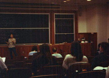 Dosen Profesi Nelangsa, Gaji Kalah sama Ngajar Anak SD (Unsplash)