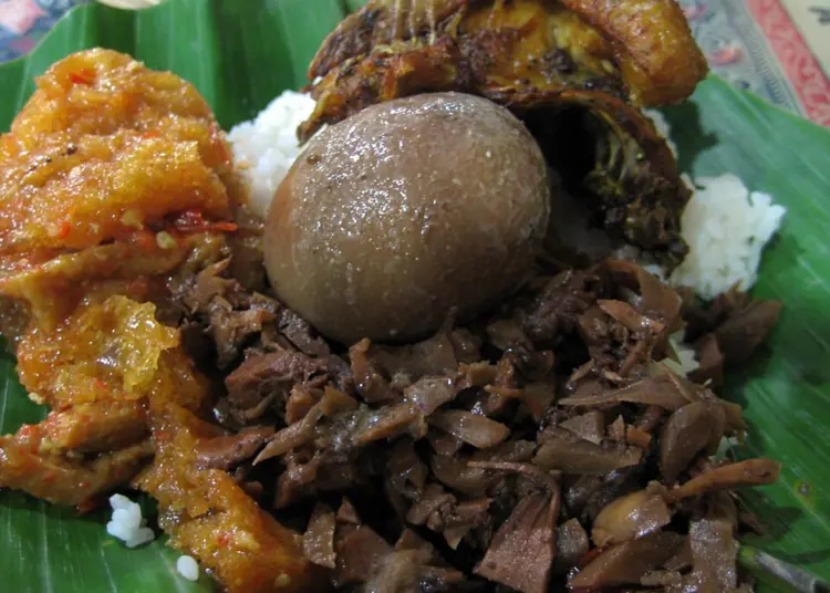 3 Kuliner Jogja yang Tidak Lagi Merakyat- Mahal dan Berjarak (Wikimedia Commons)