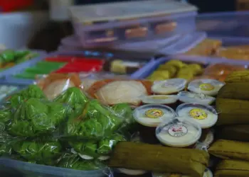 Saya Nonmuslim dan Gemar War Takjil seperti Meme yang Viral Itu Mojok.co