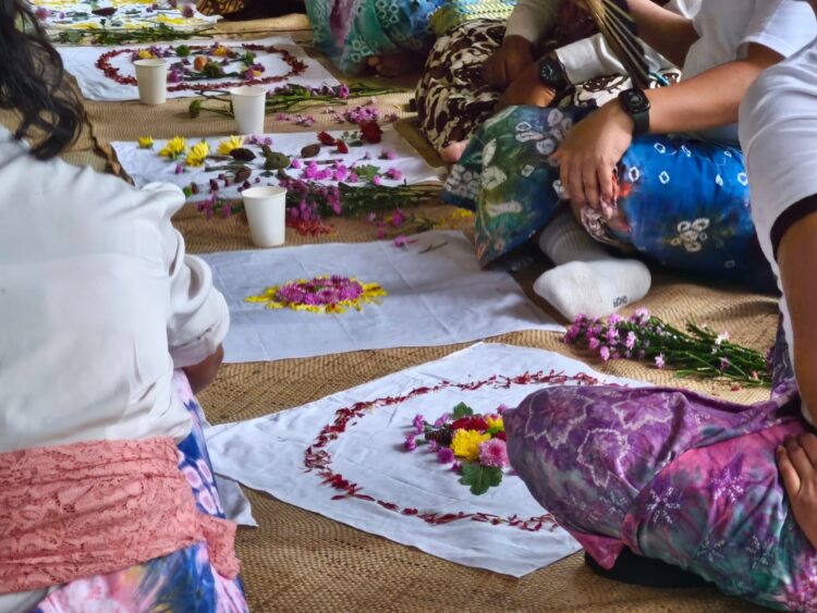 Mandala hasil sesi journaling MOJOK.CO