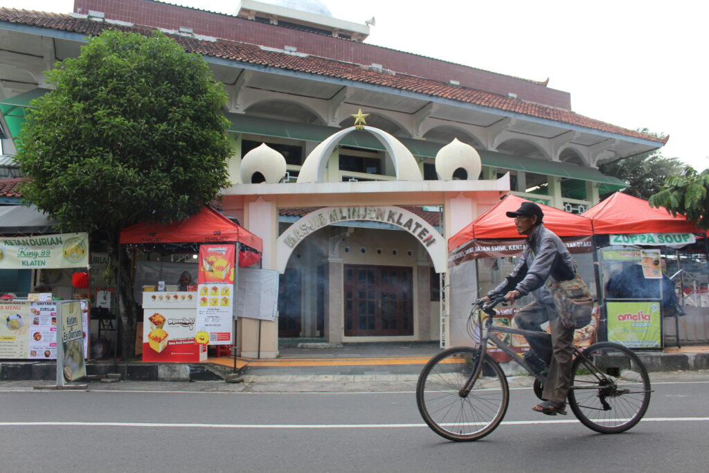 Suasana Kampung Ramadan Masjid Mlinjon, Klaten. MOJOK.CO