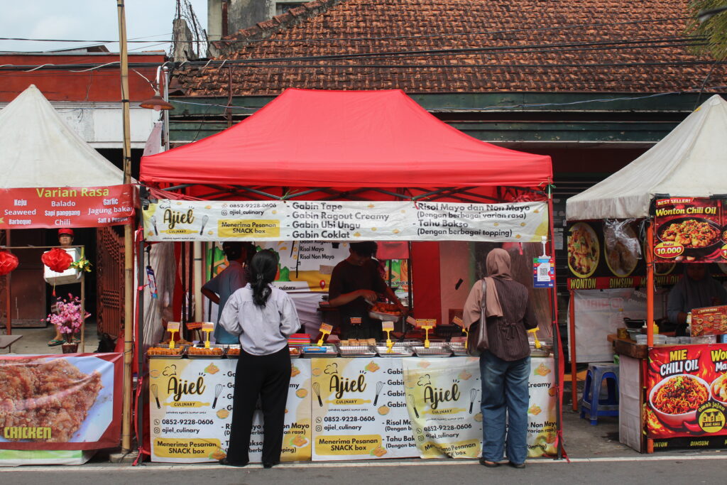 Jajanan Korea. MOJOK.CO