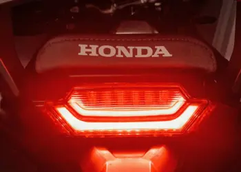 Honda Scoopy, Motornya Orang FOMO yang Nggak Sadar kalau Motor Ini Pasaran dan Sudah Nggak Istimewa Mojok.co