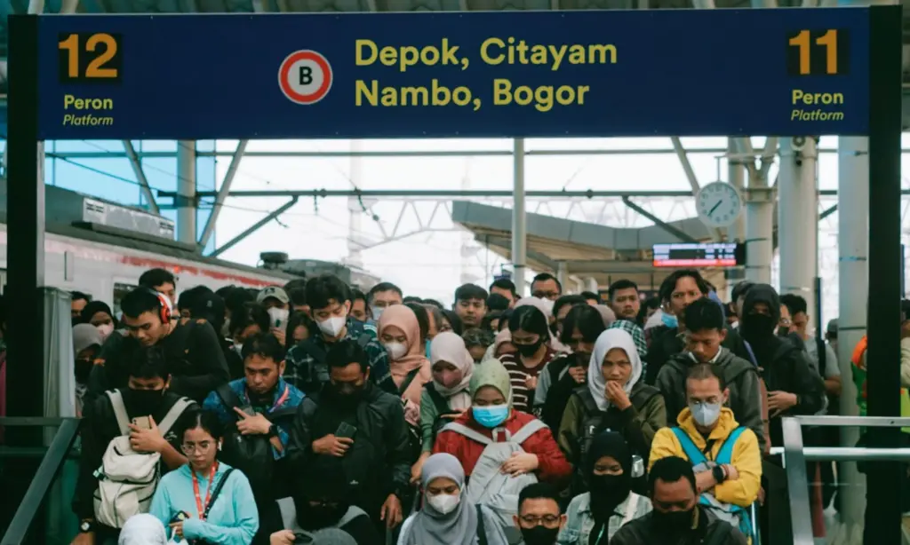 Derita Pekerja Jogja Pindah Jakarta: Gaji Lebih Mending, tapi Semua Serba Cepat dan Nggak Pakai Hati Mojok.co