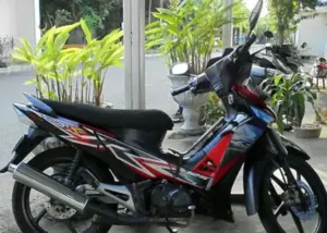 Supra X 125: Motor Tua Bangka yang Paling Tahan Disiksa, Modelan Honda Beat Mending Pensiun karena Memalukan
