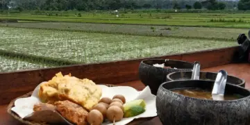 Tips Makan Soto Bening Jogja bagi Para Pendatang yang Selalu Gagal Menikmatinya Mojok.co
