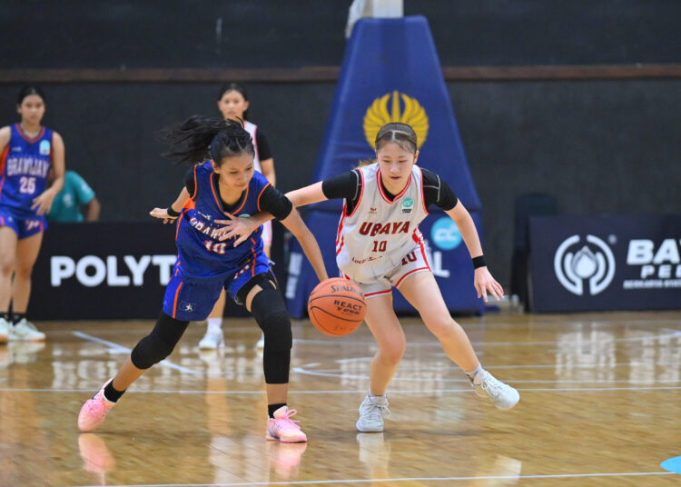 Semifinal Kompetisi Basket Campus League musim perdana Regional Surabaya hujan skor. Universitas Surabaya (Ubaya) jadi raja Jawa Timur MOJOK.CO